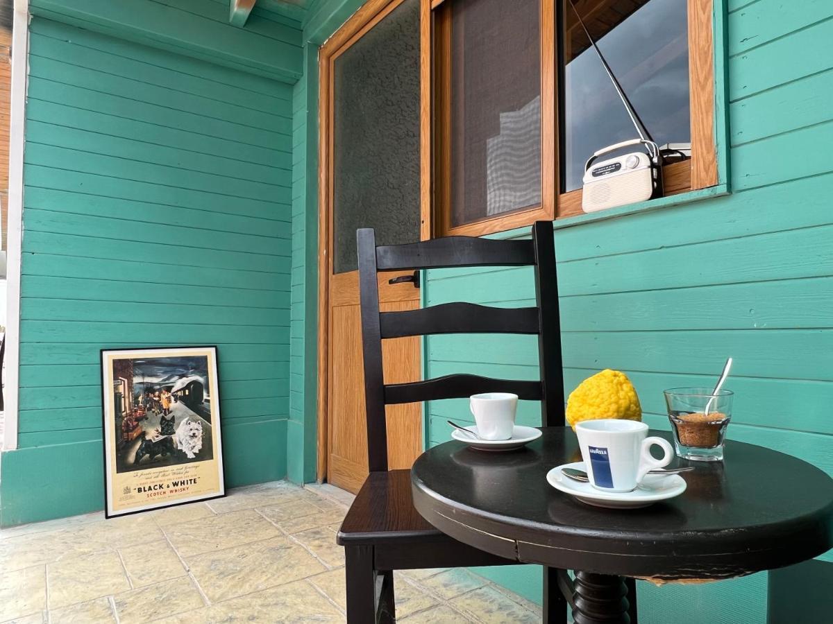 Miqt Beach - Bungalows Orikum Ngoại thất bức ảnh