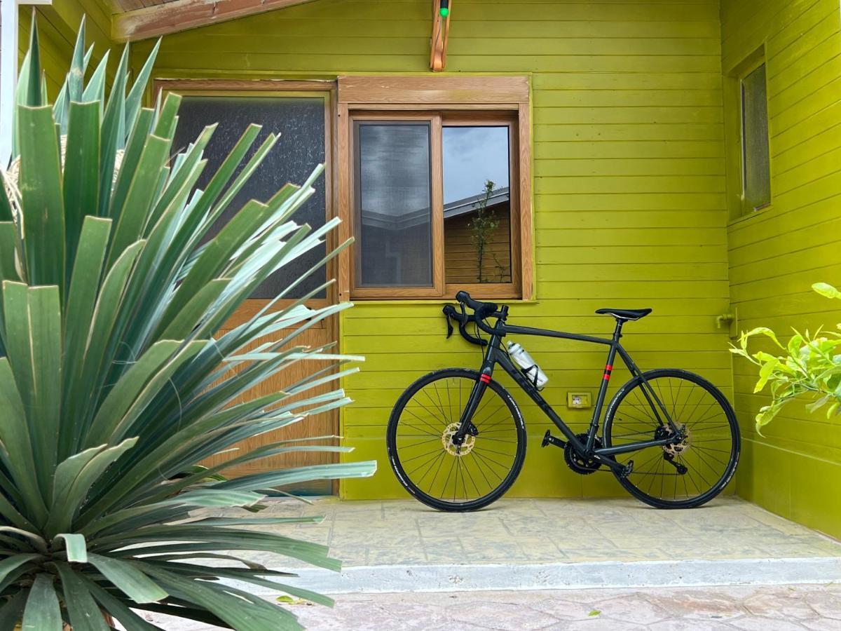 Miqt Beach - Bungalows Orikum Ngoại thất bức ảnh